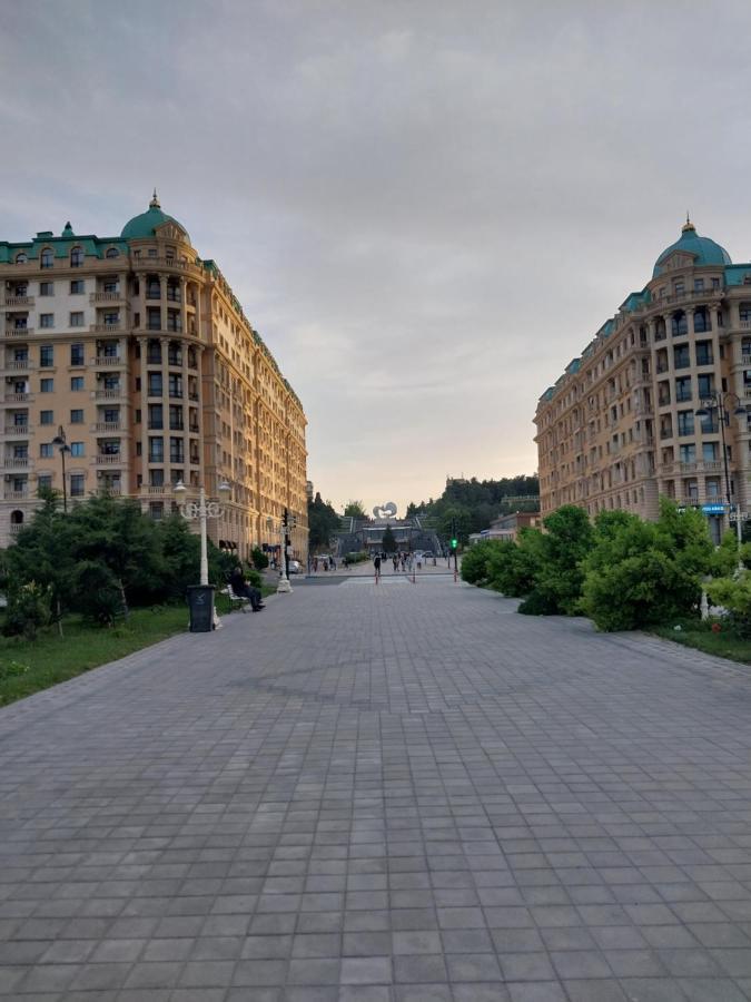 Banu House Apartment Sumqayıt Екстериор снимка