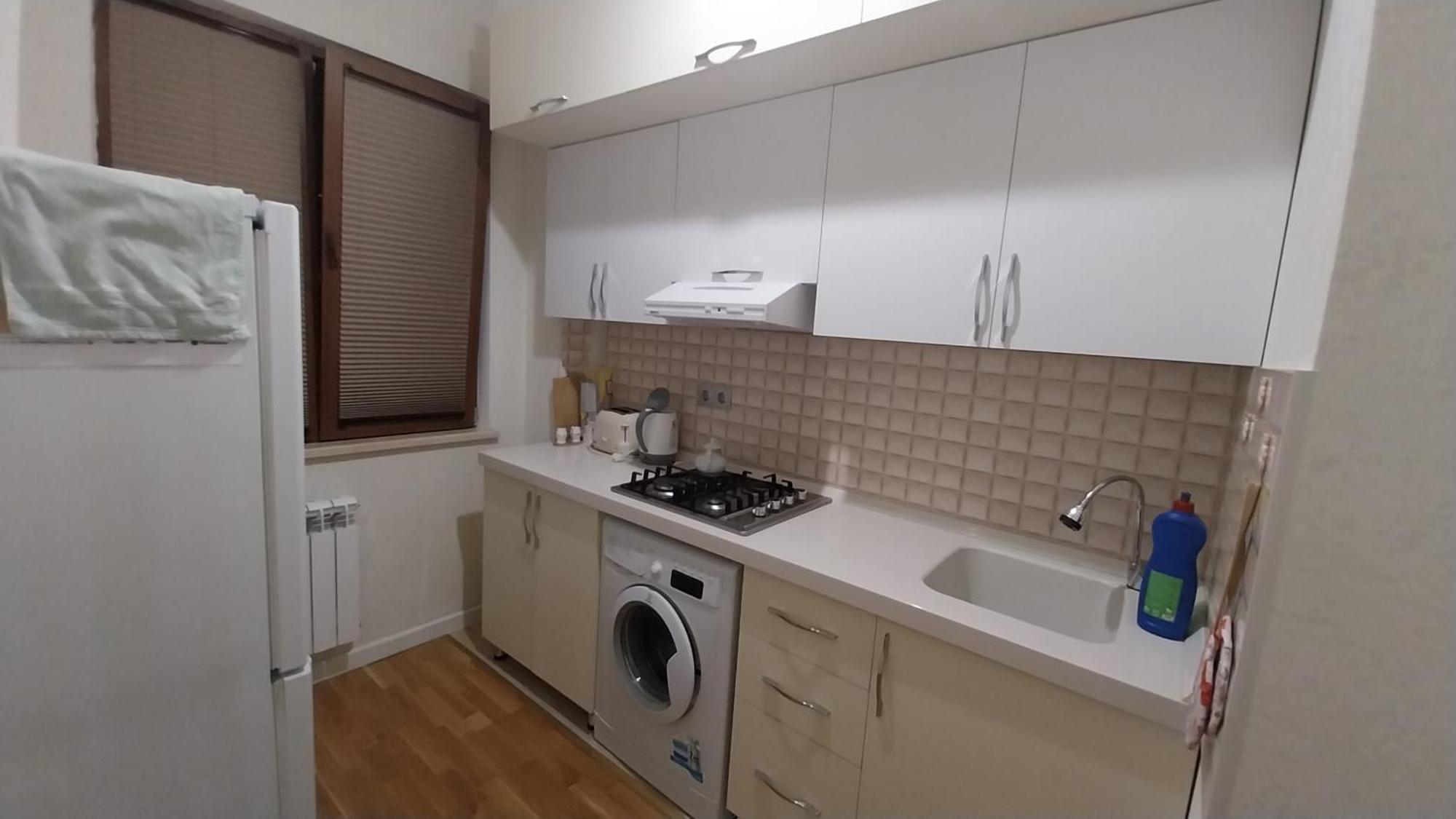Banu House Apartment Sumqayıt Екстериор снимка